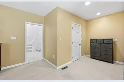 2 Grove St, Framingham, MA 01701 - Photo 24