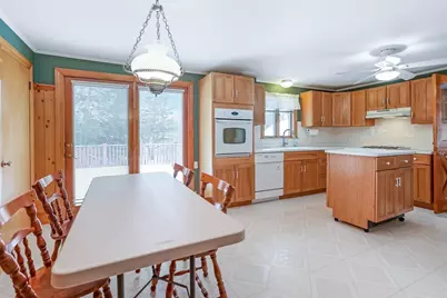 252 Pelham, Methuen, MA 01844 - Photo 8