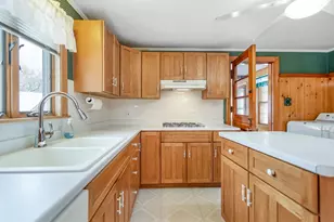 252 Pelham, Methuen, MA 01844 - Photo 10