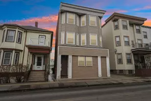 1048 Saratoga St, Boston, MA 02128 - Photo 24