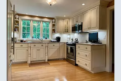 4 Hickory Lane, North Reading, MA 01864 - Photo 4