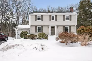 4 Hickory Ln, North Reading, MA 01864 - Photo 2