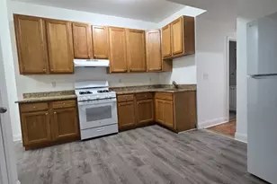 136 Chestnut St, Chelsea, MA 02150 - Photo 1