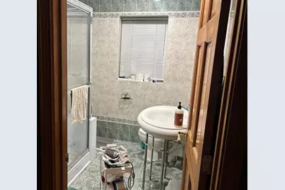 125 Lakeshore Rd #4, Boston, MA 02135 - Photo 4