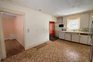 8 Maple St, Upton, MA 01568 - Photo 14