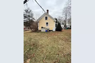 8 Maple Street, Upton, MA 01568 - Photo 4