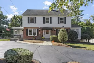 256 Massasoit Rd, Worcester, MA 01604 - Photo 10