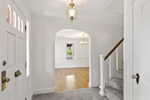 256 Massasoit Rd, Worcester, MA 01604 - Photo 12