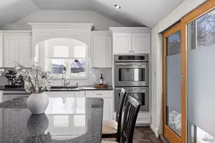 5 Endicott St, Weymouth, MA 02189 - Photo 14