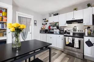 134 Pearl St, Somerville, MA 02145 - Photo 1