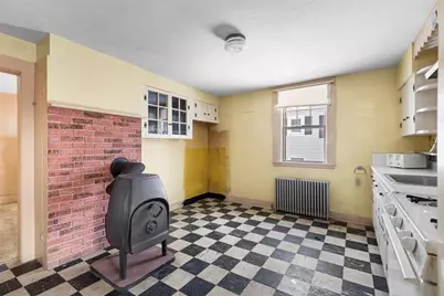 13 Hawthorne St, Fairhaven, MA 02719 - Photo 12