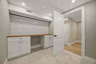 6 Eleanor Rd, Walpole, MA 02081 - Photo 30