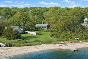 16 Frog Hollow, Tisbury, MA 02557 - Photo 1