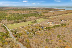 114 Meeting House Way, Edgartown, MA 02539 - Photo 1