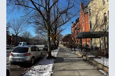 1870 Beacon St. #3-10, Boston, MA 02135 - Photo 10