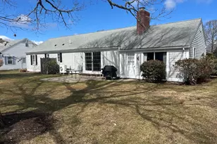 21 Brae Burn Ln, Yarmouth, MA 02664 - Photo 2
