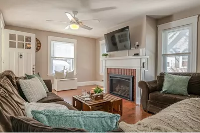 31 Mountain Ave, Saugus, MA 01906 - Photo 10