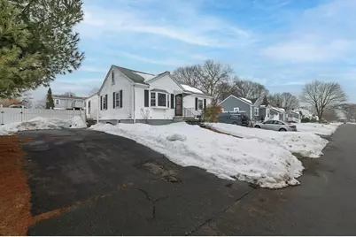 28 Linda St, Abington, MA 02351 - Photo 2