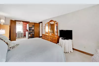 46 Eckington St, Springfield, MA 01108 - Photo 24