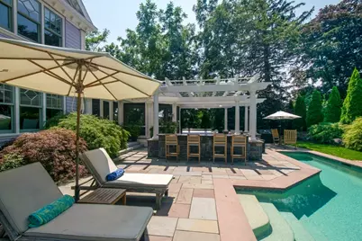 16 Meriam St, Lexington, MA 02420 - Photo 22