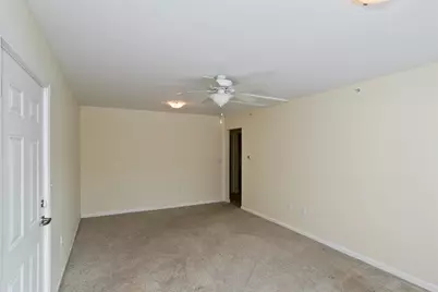 38 Applewood Dr #38, Chicopee, MA 01022 - Photo 8