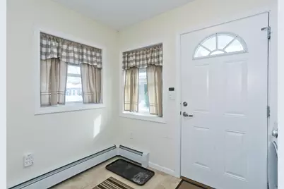 38 Applewood Dr #38, Chicopee, MA 01022 - Photo 2