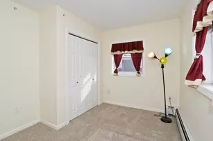 38 Applewood Dr, Chicopee, MA 01022 - Photo 14