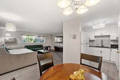 295 Pawtucket Blvd #7, Lowell, MA 01854 - Photo 10