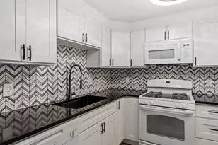 295 Pawtucket Blvd, Lowell, MA 01854 - Photo 4