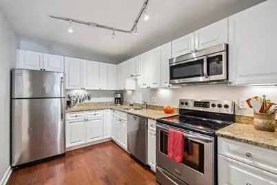 60 Glen Rd #108, Brookline, MA 02445 - Photo 6