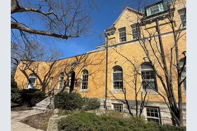 60 Glen Rd #108, Brookline, MA 02445 - Photo 16