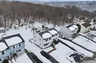 20 Bolton St, Worcester, MA 01604 - Photo 30