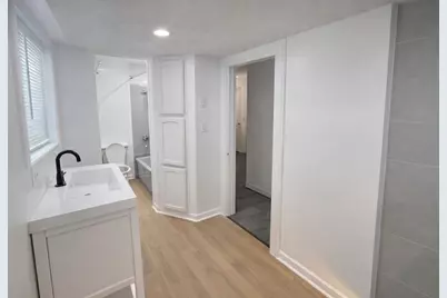 109 Oak St, Clinton, MA 01510 - Photo 24