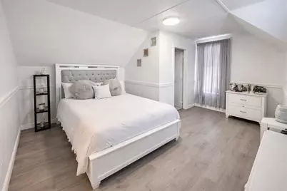 109 Oak St, Clinton, MA 01510 - Photo 6