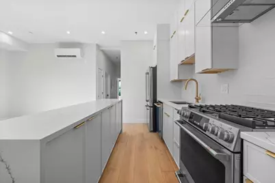 747 Cambridge St #2, Cambridge, MA 02141 - Photo 10