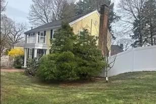 560 Worcester St, Wellesley, MA 02481 - Photo 2