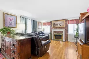 560 Worcester St, Wellesley, MA 02481 - Photo 8