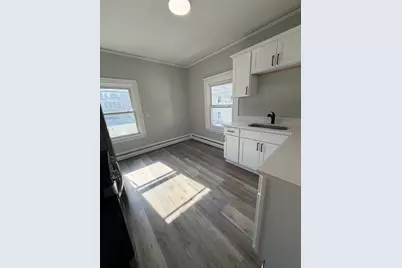 58 Court St, New Bedford, MA 02740 - Photo 8