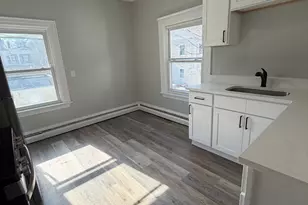 58 Court St, New Bedford, MA 02740 - Photo 8