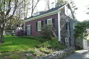 17 S Main St, Petersham, MA 01366 - Photo 2