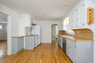 25 Bayberry Ln, Cohasset, MA 02025 - Photo 6