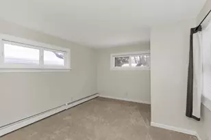 8 Putnam St, Springfield, MA 01109 - Photo 34