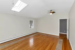 8 Putnam St, Springfield, MA 01109 - Photo 22