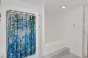 8 Putnam St, Springfield, MA 01109 - Photo 18