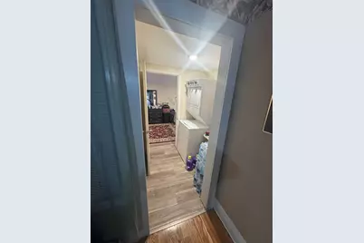 158 Bowles St, Springfield, MA 01109 - Photo 6