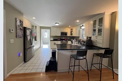 14 Rockland St, Newton, MA 02461 - Photo 10