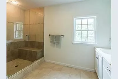 14 Rockland St, Newton, MA 02461 - Photo 6