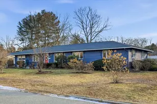 14 Ridgefield Dr, Framingham, MA 01701 - Photo 1