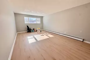 97 Spring St, Boston, MA 02132 - Photo 4