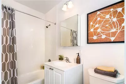 98 Thornton Rd #98, Brookline, MA 02467 - Photo 8